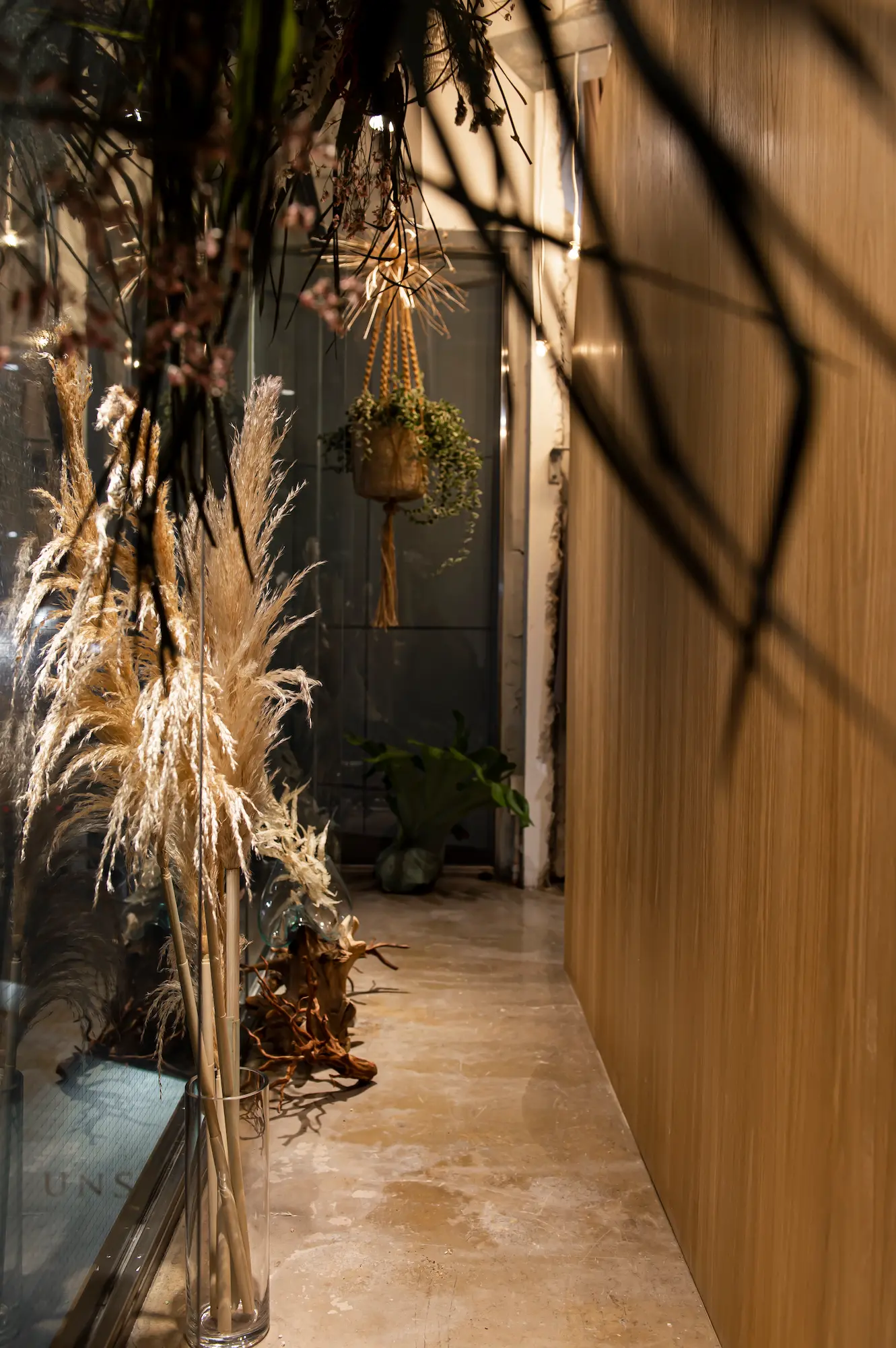 店内のインテリア