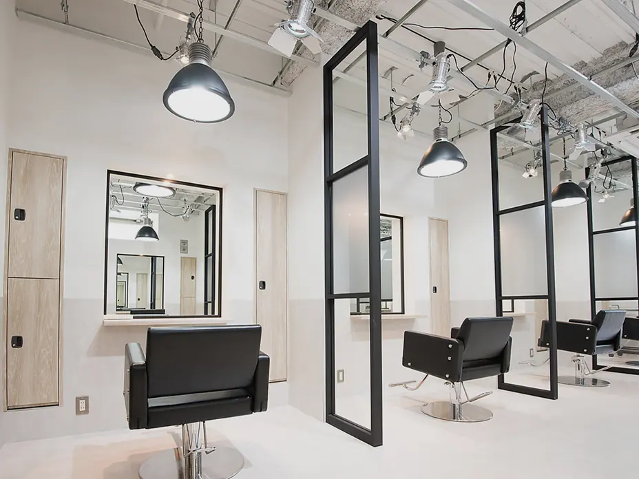 美容・飲食に特化